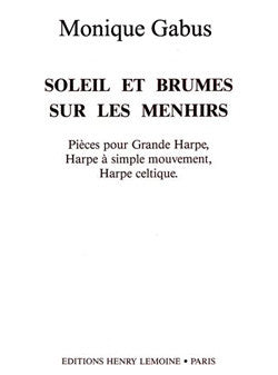 Soleil et brumes sur menhirs